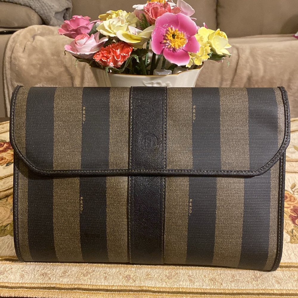 FENDI Pequin Clutch Vintage Great Condition!